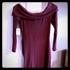 Off the shoulder 3/4 arm dress NWT